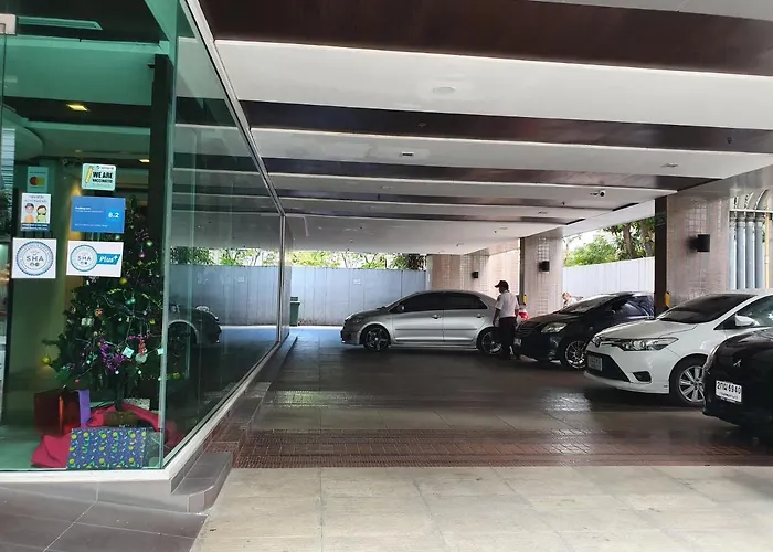 Amora Neoluxe Hotel Bangkok