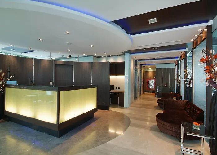 Amora Neoluxe Hotel Bangkok
