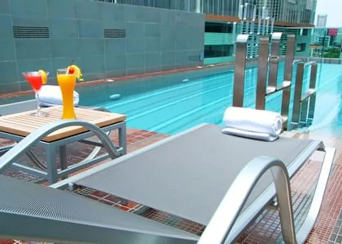 Hotel Amora Neoluxe 4*
