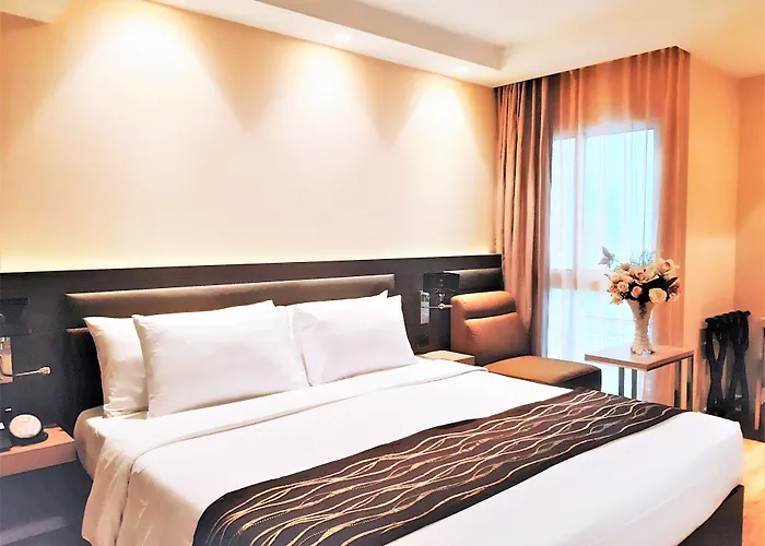 Amora Neoluxe Bangkok