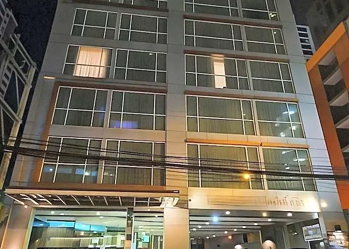 Amora Neoluxe Hotel Bangkok