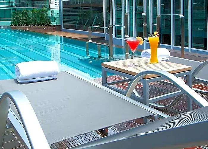 Amora Neoluxe 4* Bangkok