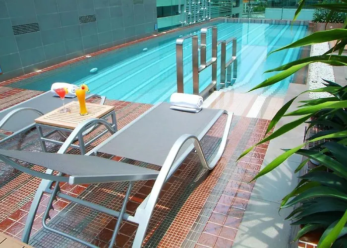 Amora Neoluxe Hotel