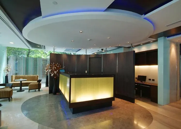 Amora Neoluxe Hotel Bangkok